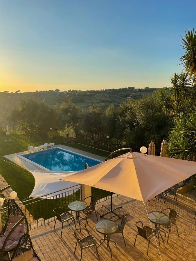 Villa Aurora Caltagirone Eksteriør bilde